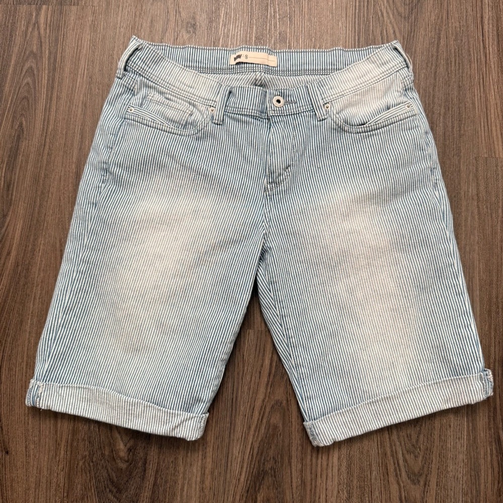 Levi's Women's 8 Blue White Stripe Denim Shorts Cuffed Casual Summer